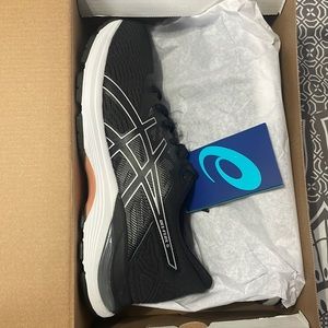 NEW IN BOX ASICS sneakers